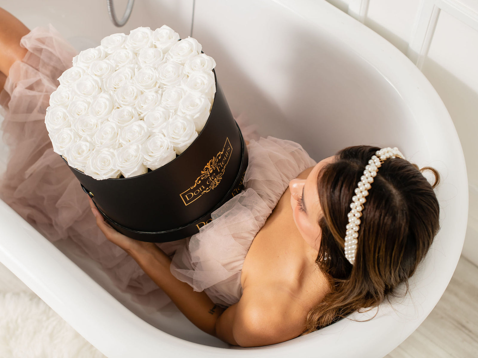 The Smell of Natural Roses That Last A Year